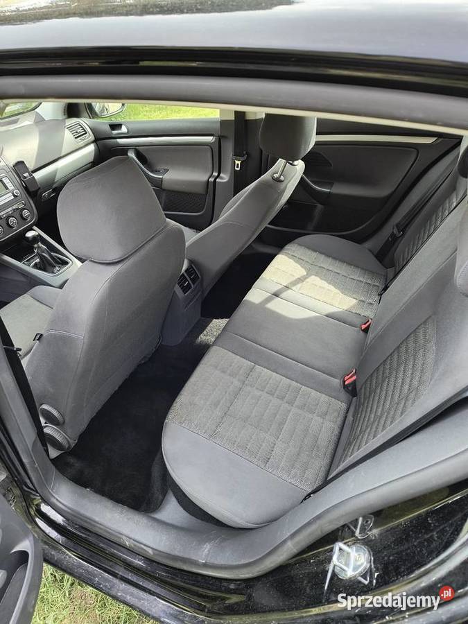 VW Golf V 19 TDI 105 nieuszkodzony Golf Komańcza sprzedam