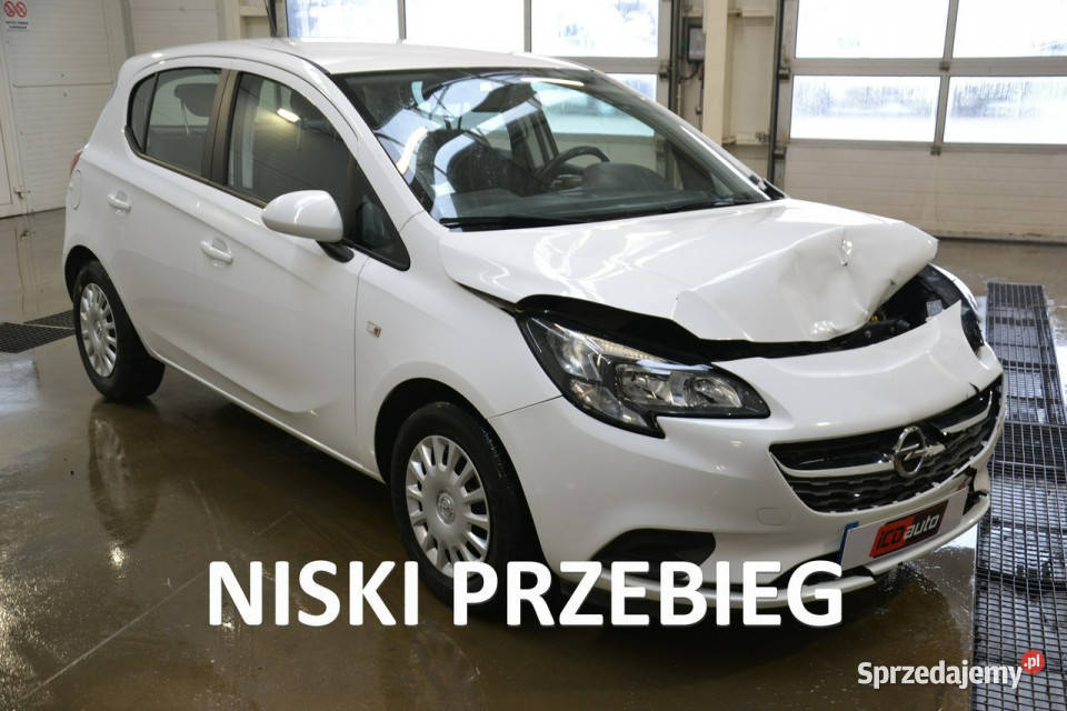 Opel Corsa 14 benzyna 90 klimatyzacja tempomat