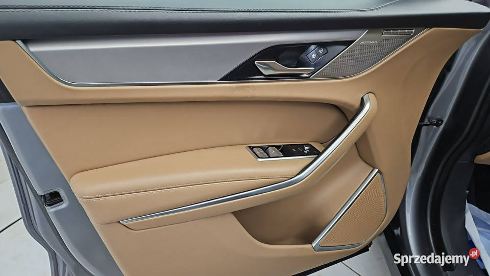 Jaguar FPACE 30 D300 mHEV AWD RDynamic SE Z wspomaganie kierownicy Warszawa