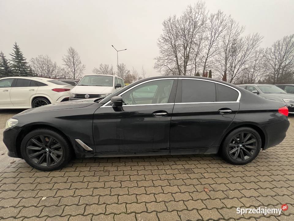 BMW 520D 2017 światła do jazdy dziennej