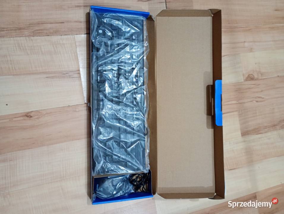 klawiatura mysz Hama CortinoWIRED kabel USB sprzedam