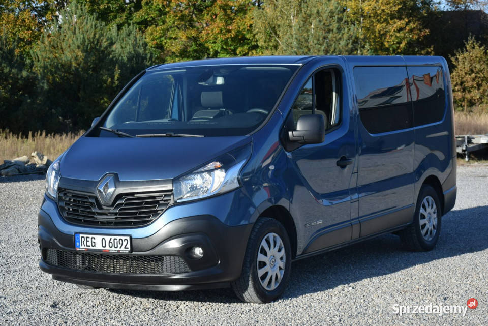 Renault Trafic 16D 2017r 9 Osobowy Navi Kamera sprzedam