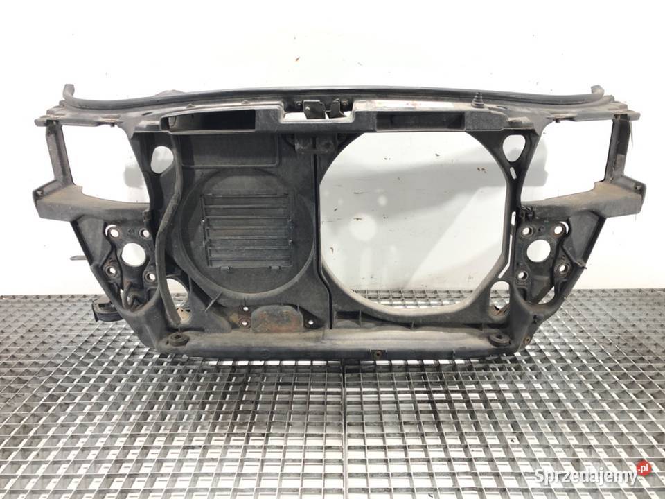 PAS PRZEDNI AUDI A4 B5 19 90 9402 Kombi