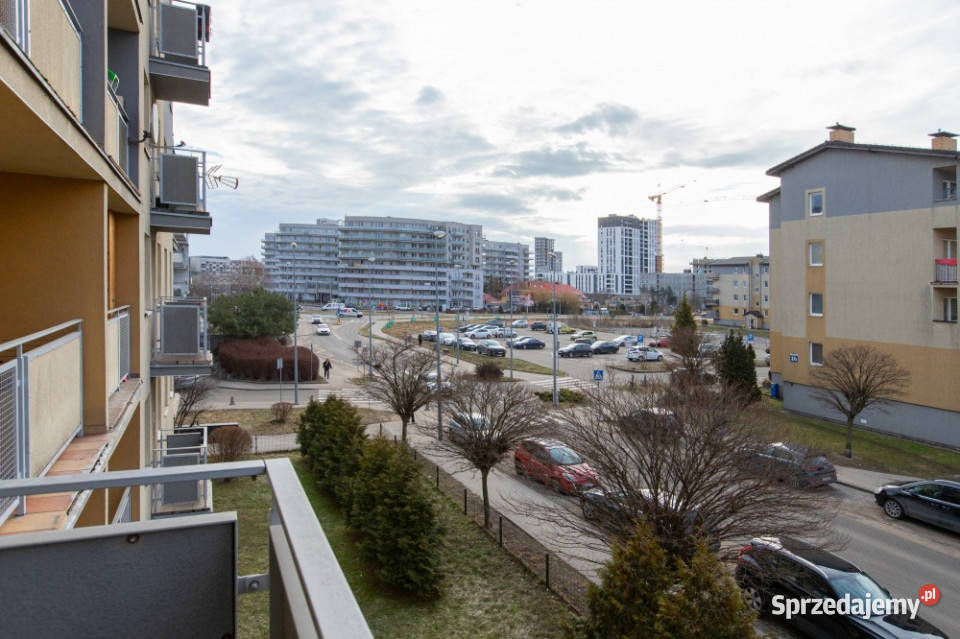 Reda Młyńska 6 min PKP 317 m2 3 piętra i więcej