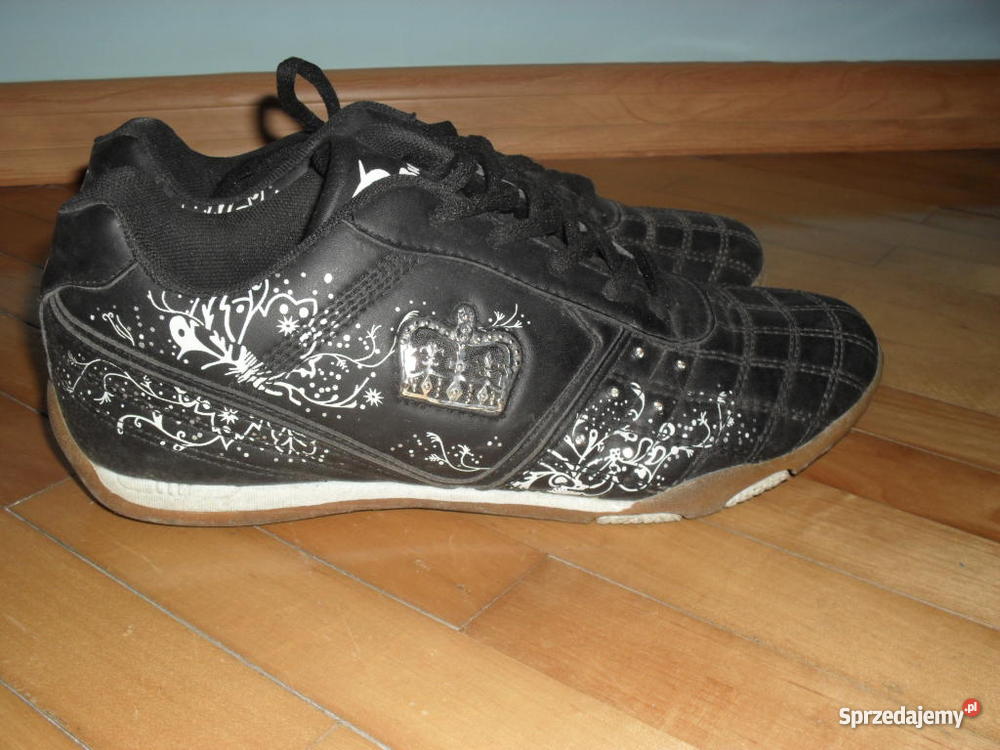 Buty adidasy 38 Straszęcin
