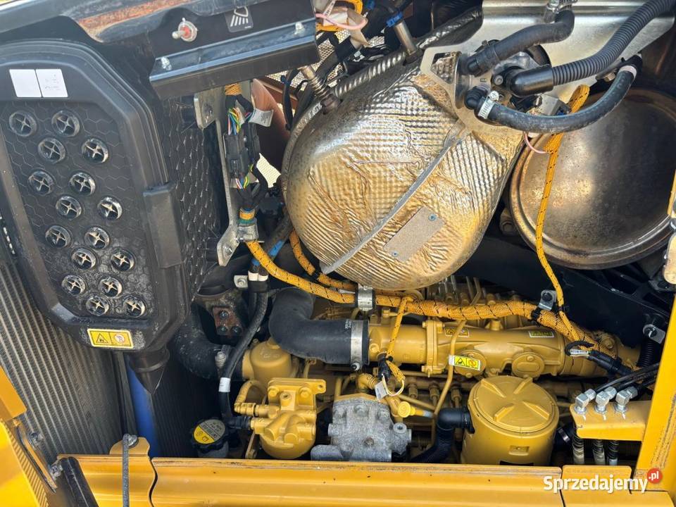 SPYCHARKA MARKI CATERPILLAR D5LGP Rok produkcji 2021 Tuliszków