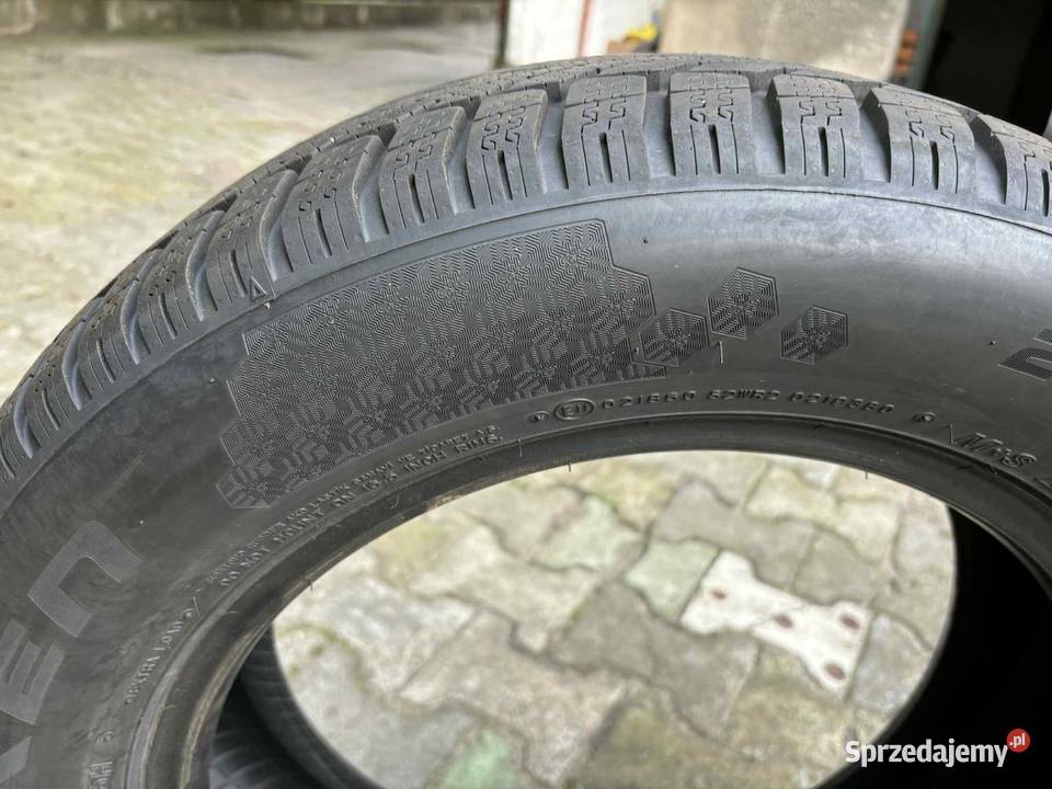 Sprzedam 4 prawie nowe zimowe opony 20560 R16 Samochodowe wielkopolskie