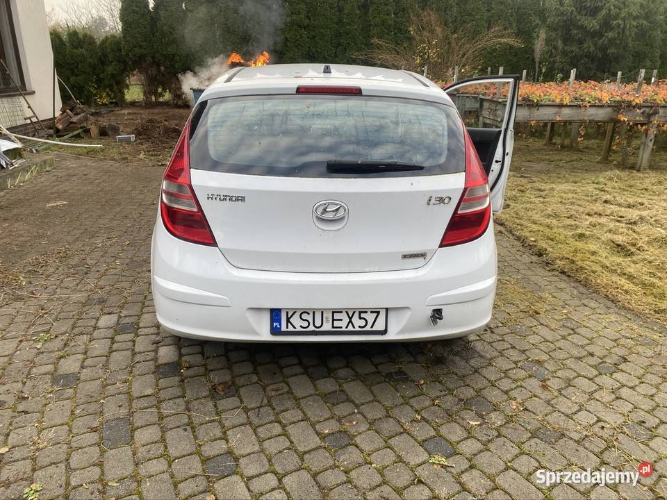 Sprzedam na części osobowe sprzedam