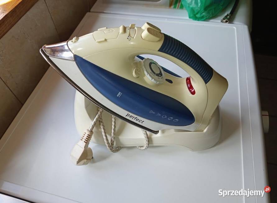 Żelazko bezprzewodowe PERFECT YPF3009A 1800W 100 Czudec