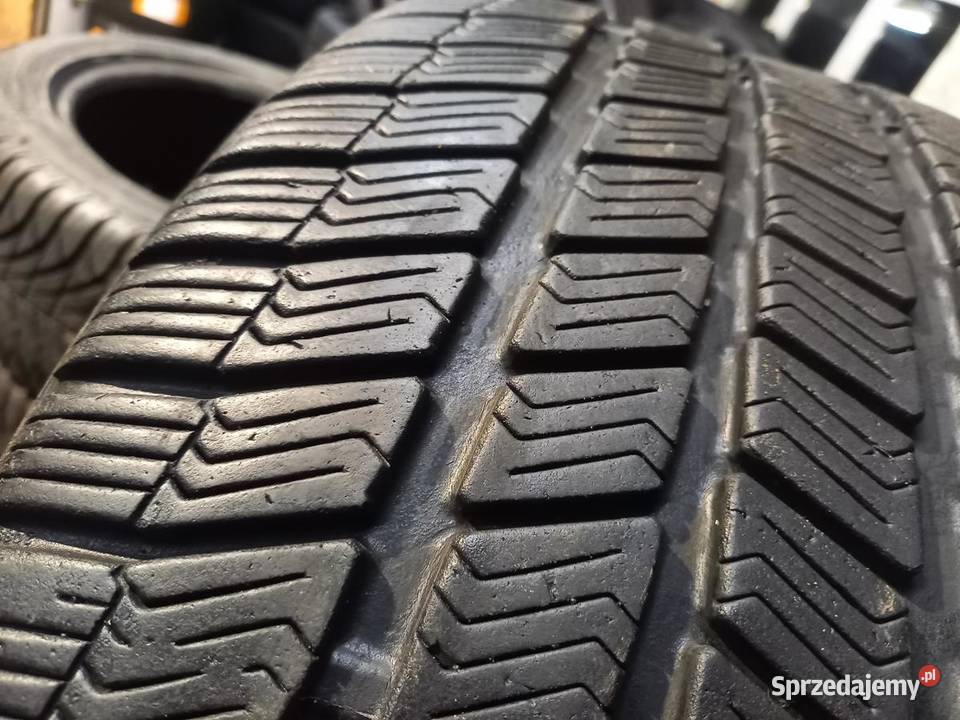 4x Opona UŻYWANA ZIMOWA 22545R17 BARUM 219 225 Zaścianki sprzedam