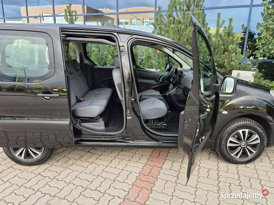 Citroen Berlingo 5 osobowy GWARANCJA 16 benzyna światła przeciwmgielne Warszawa
