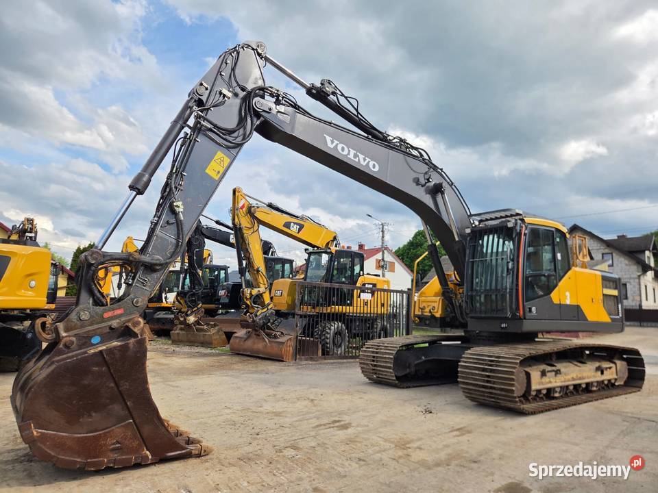 Koparka gąsienicowa Volvo EC 220E 2015 świętokrzyskie