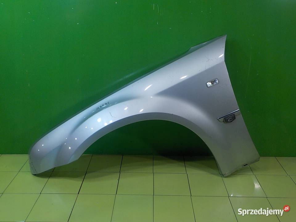 CHRYSLER 300C 30 CRD 06r SEDAN 4D blotnik lewy osobowe Suków