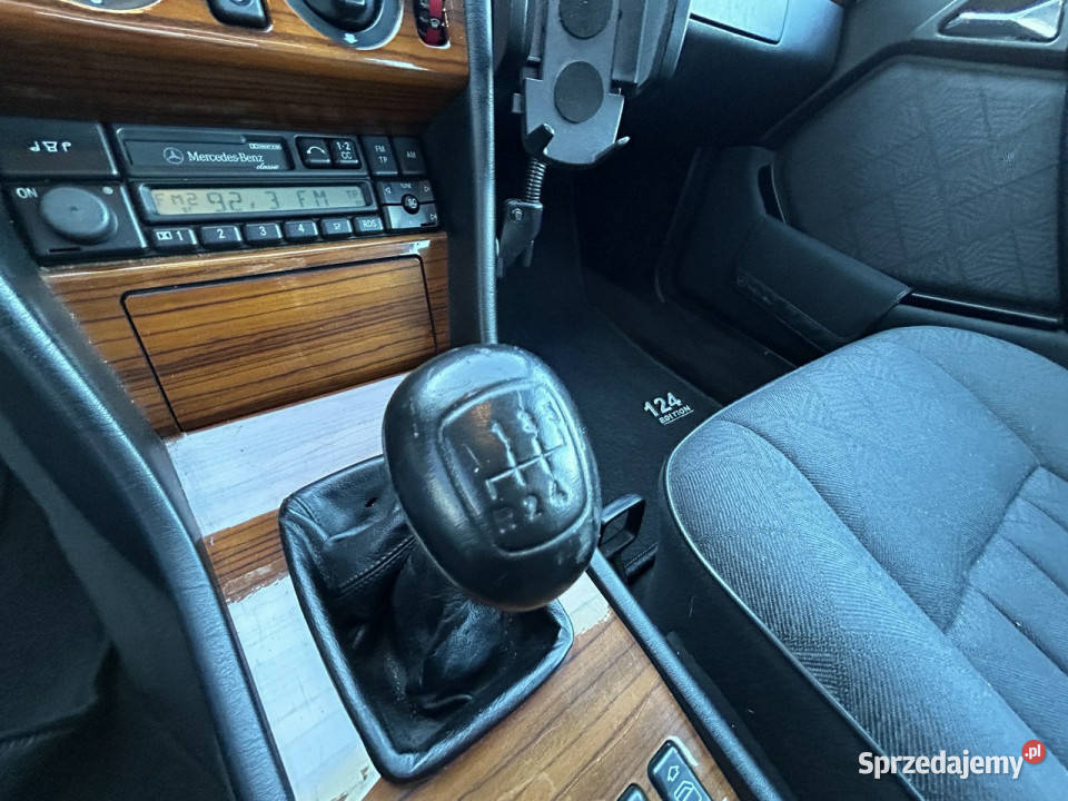 Mercedes E 200 szyberdach el szyby szyby nieuszkodzony Żory