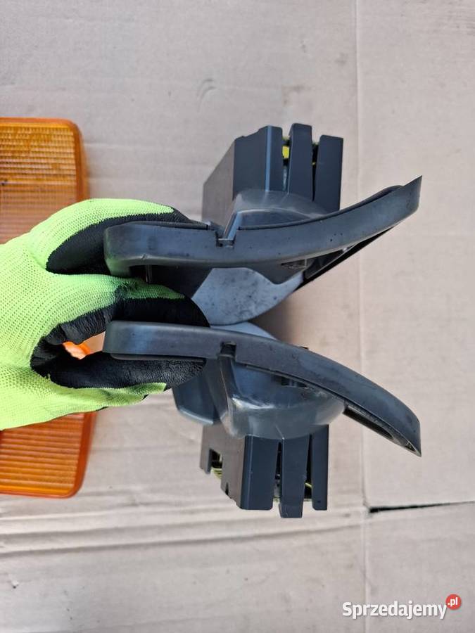 Lampy tył tylne Fiat 126p Maluch Elegant Strzelce Opolskie