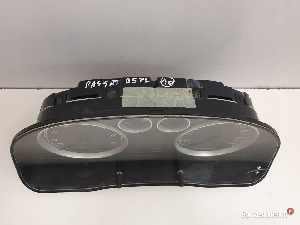 VW Passat B5 FL 23 V5 LICZNIK ZEGARY 3B0920807E Liczniki i zegary Chełm