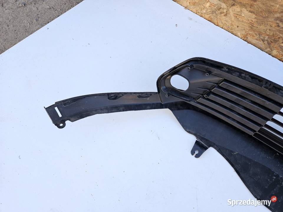 TOYOTA YARIS CROSS KRATKA SPOILER ZDERZAKA PRZÓD osobowe Międzychód