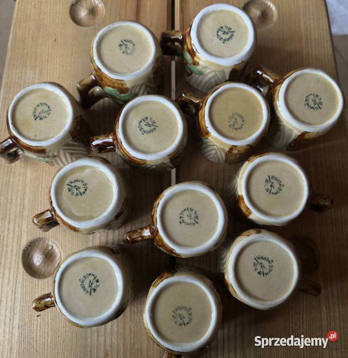 Kolekcjonerski serwis kawowy DPRK Korea Dzbanki, karafki i mleczniki Bukowina Tatrzańska