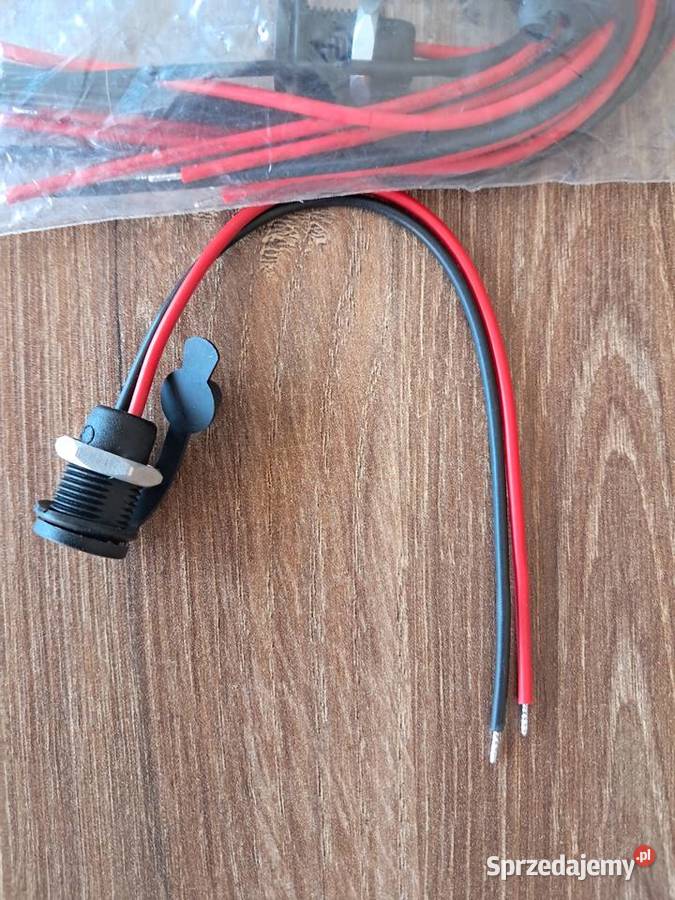 10 nowych gniazd zasilania DC 55 mm chyba na 21 Sandomierz