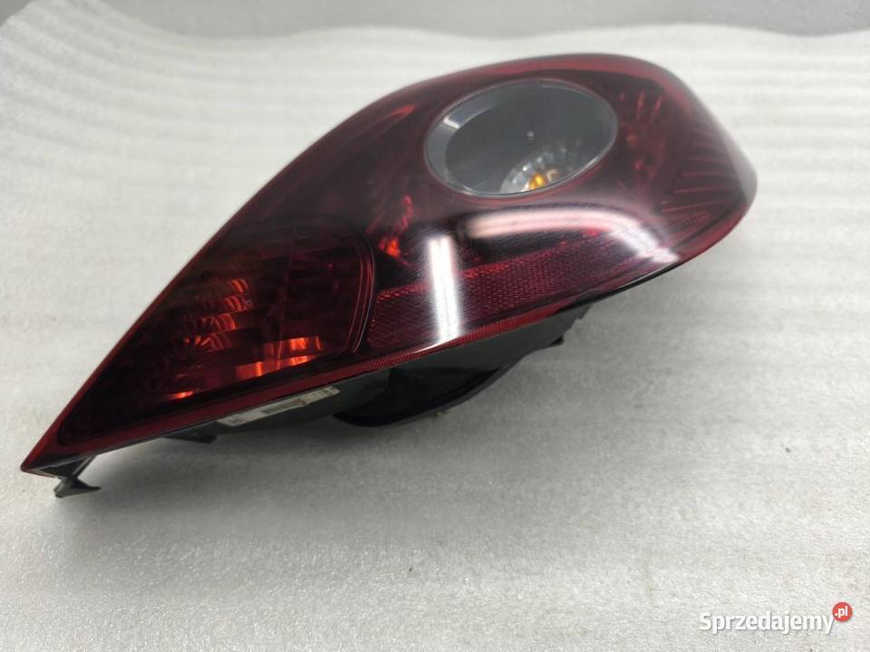 LAMPA PRAWY TYŁ 3D OPEL CORSA D LIFT