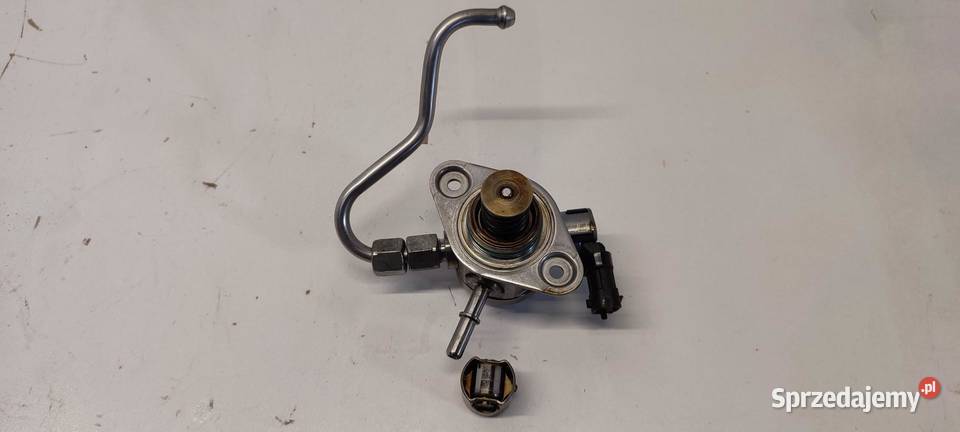 VOLVO XC40 POMPA PALIWA 31405318