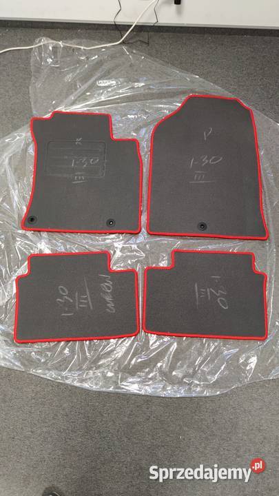 Dywaniki Welurowe Hyundai I30 III Czerwony Poznań