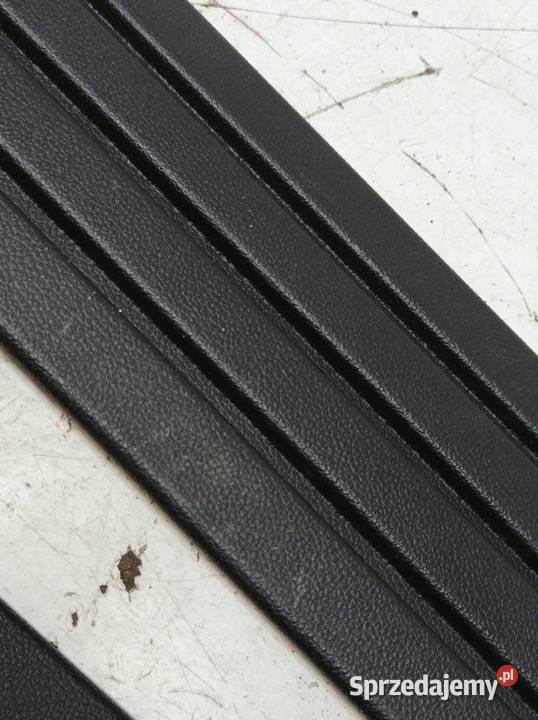 OSŁONA BAGAŻNIKA TYŁ LEWA PRAWA ZAŚLEPKA KPL Osłony i zaślepki świętokrzyskie