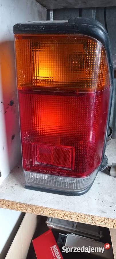 Mazda Bongo lampa prawa tył wysyłka aktualne mazowieckie Warszawa