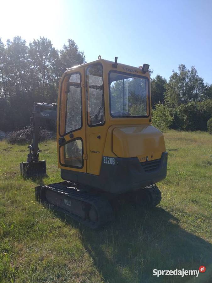 Minikoparka Volvo EC20B Łąg