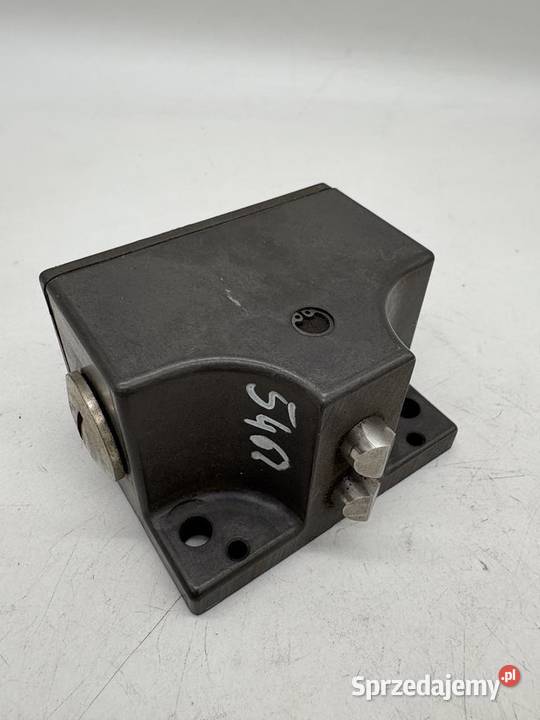 Euchner SN02D16502 Precision Row Limit Button