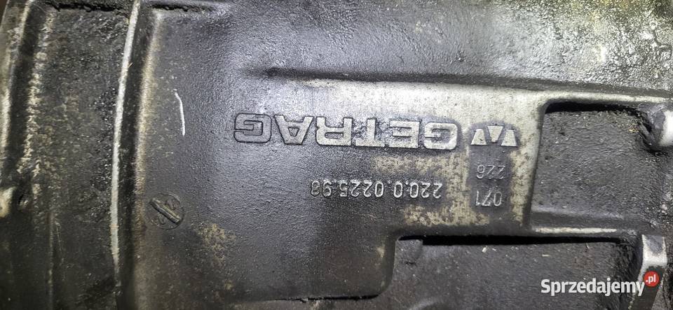 Sprzedam skrzynie biegów bmw e39 25 benzyna Skrzynie biegów manualne Narol