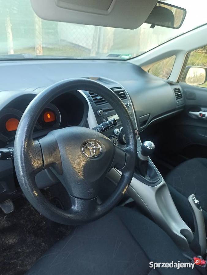 Toyota Auris 1 4 Niwka