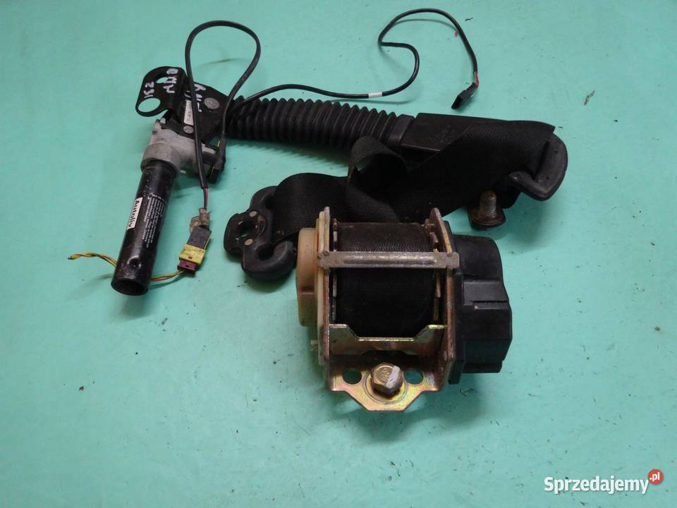 BMW Z3 99r pas bezpieczeństwa prawy przód osobowe