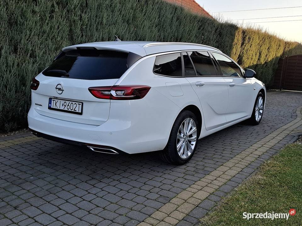 Insignia 2021 Skóra Panorama HeadUp skórzana tapicerka Morawica