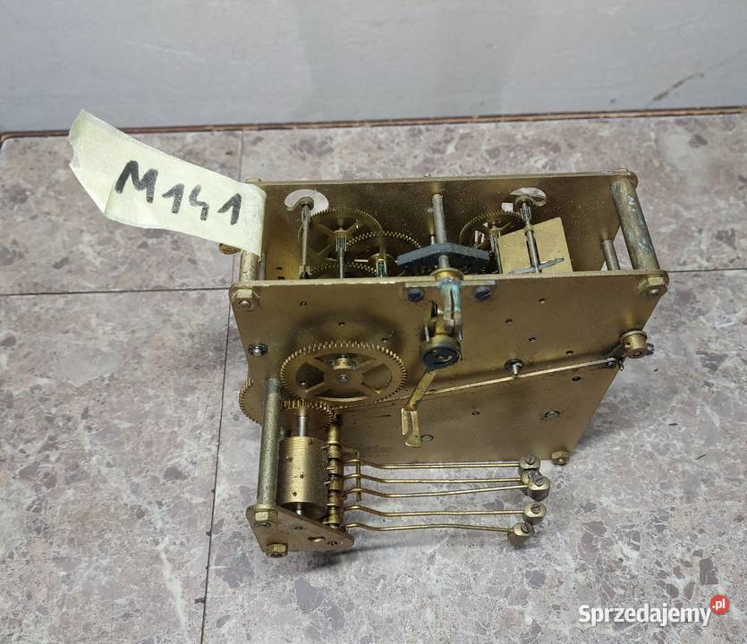 M141 Mechanizm starego zegara Lauffer W6 Tczew