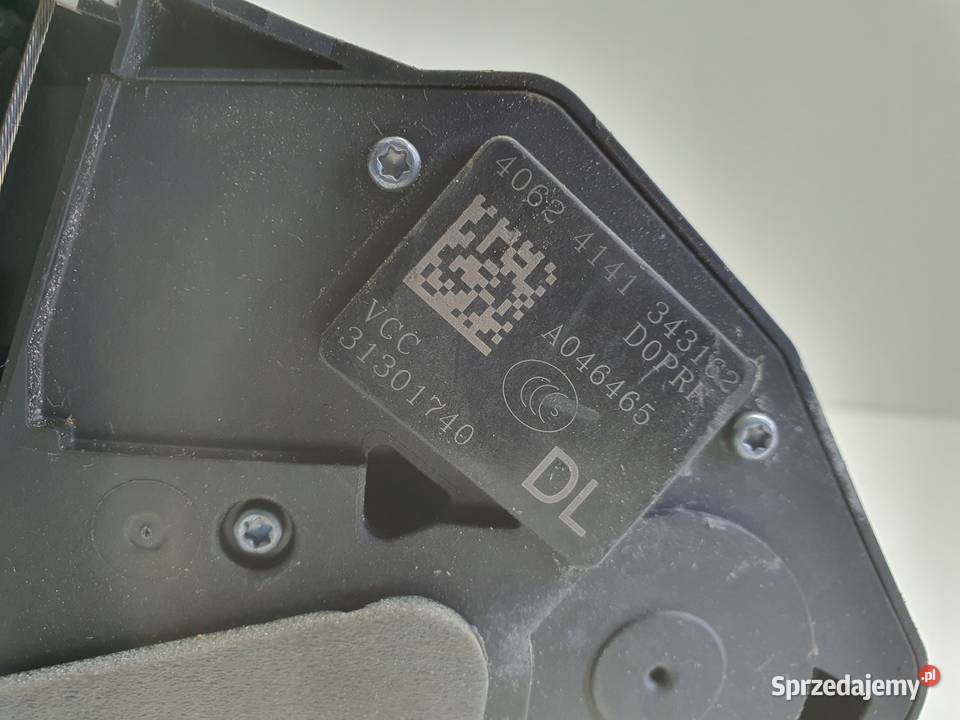 Volvo S60 II V60 ZAMEK DRZWI prawy przód Janów