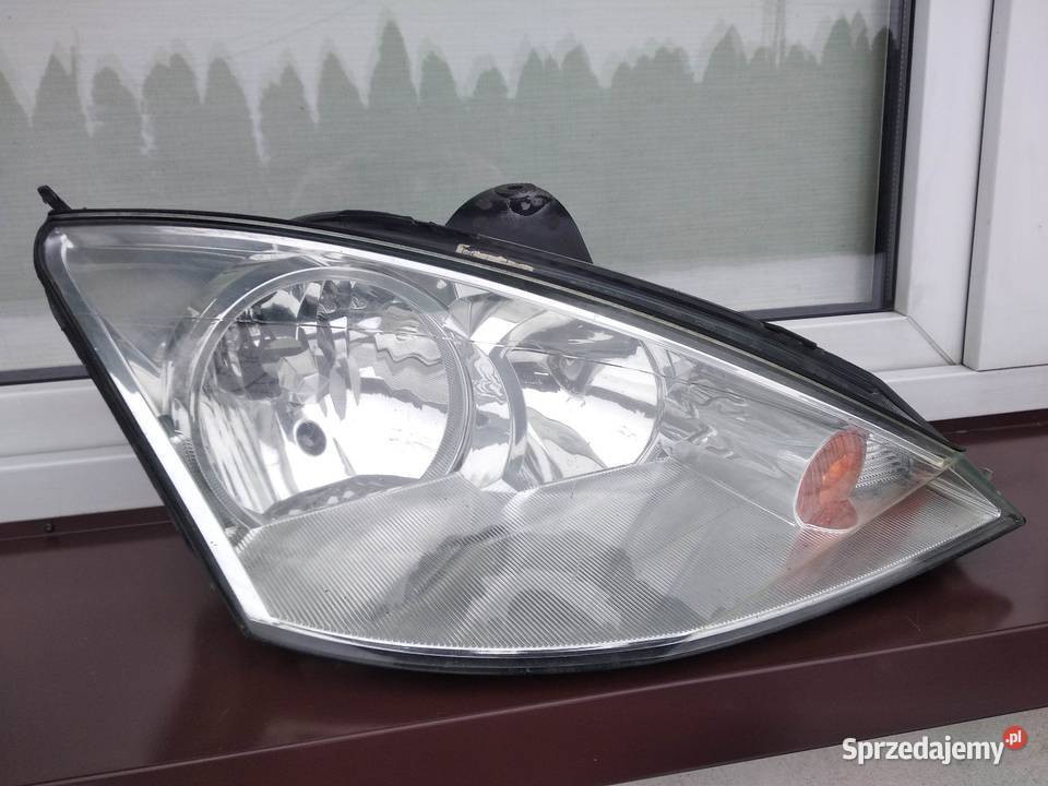 Ford Focus MK1 LIFT FL lampa przednia prawa