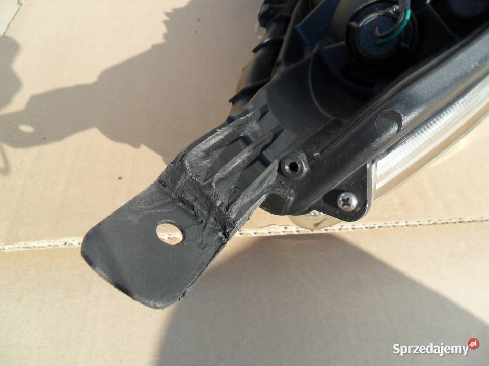 Subaru Legacy Outback 09 Xenon Reflektor Lewy Nowy Tomyśl