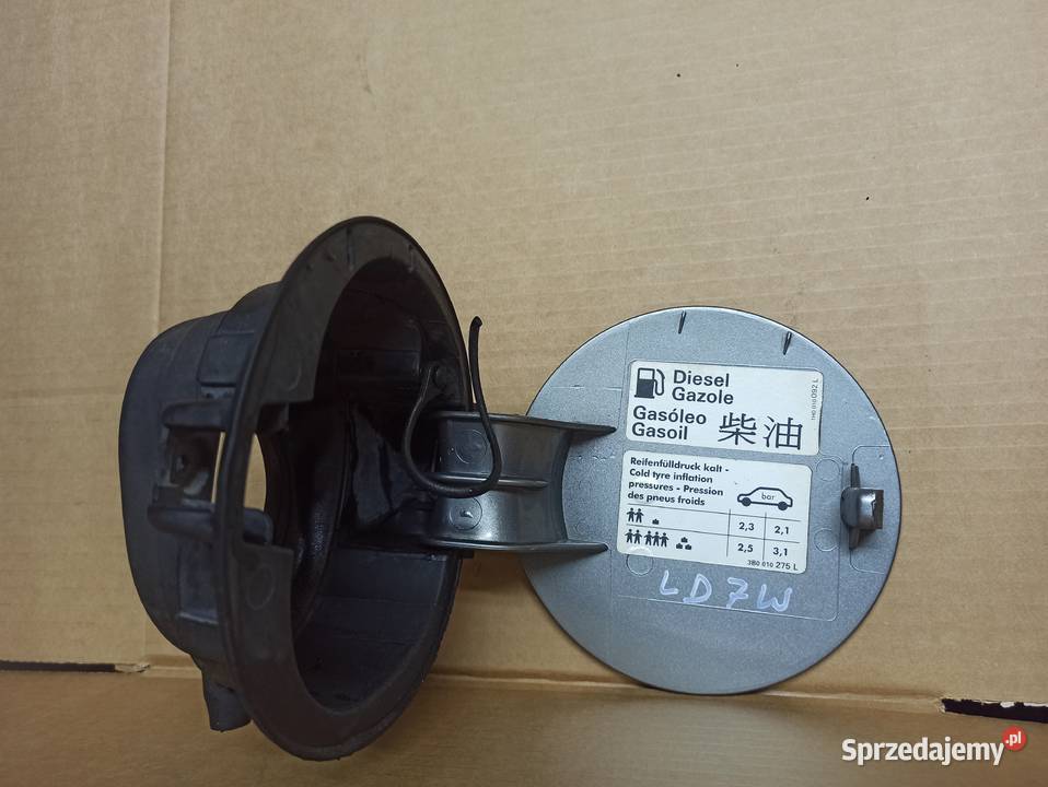 VW Passat B5 klapka wlewu paliwa LD7W LB3Y Klapki wlewu paliwa dolnośląskie