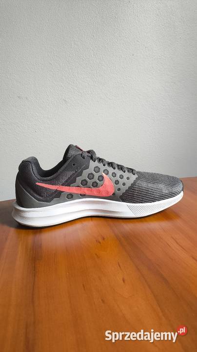 Nike szaropomarańczowe buty biegowesportowe Tychy