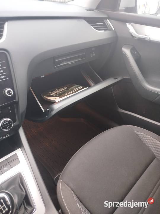 Skoda Octavia oszczędna benzyna z klimatyzacją Gdynia