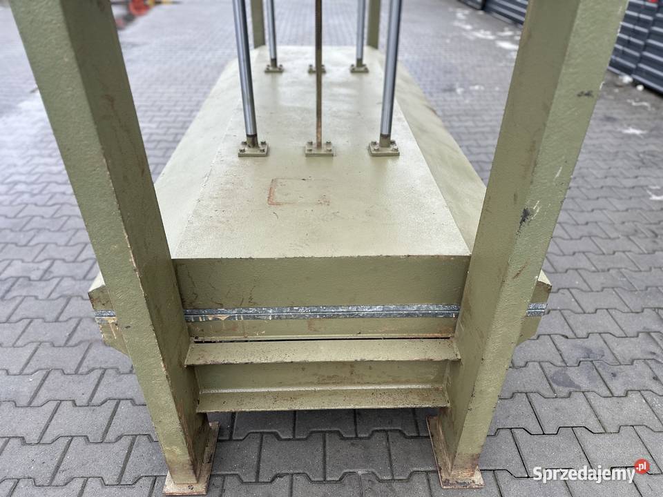 Prasa półkowa hydrauliczna BAIONI 2500x1200 mm lubelskie Łabuńki Pierwsze