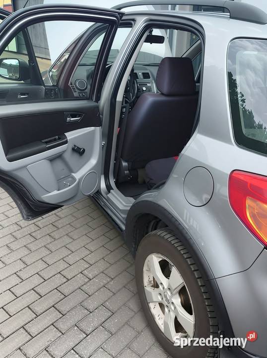 Sprzedam Suzuki SX4 4x4 Niski przebieg 2013r podlaskie Suwałki sprzedam