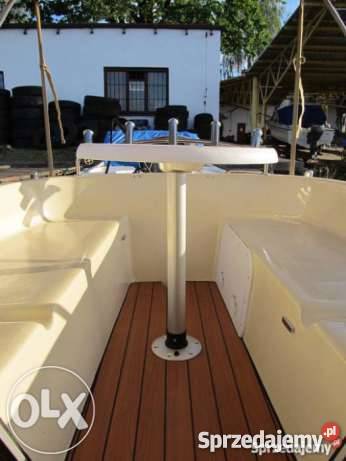 Łódź KORMORAN SUPER WYPOSAŻENIE Sport i Wypoczynek Iława