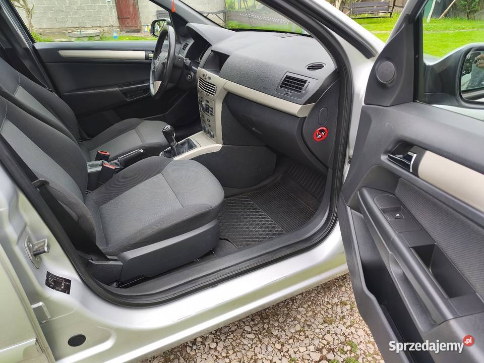 Opel Astra 16B 16v świętokrzyskie Brzechów