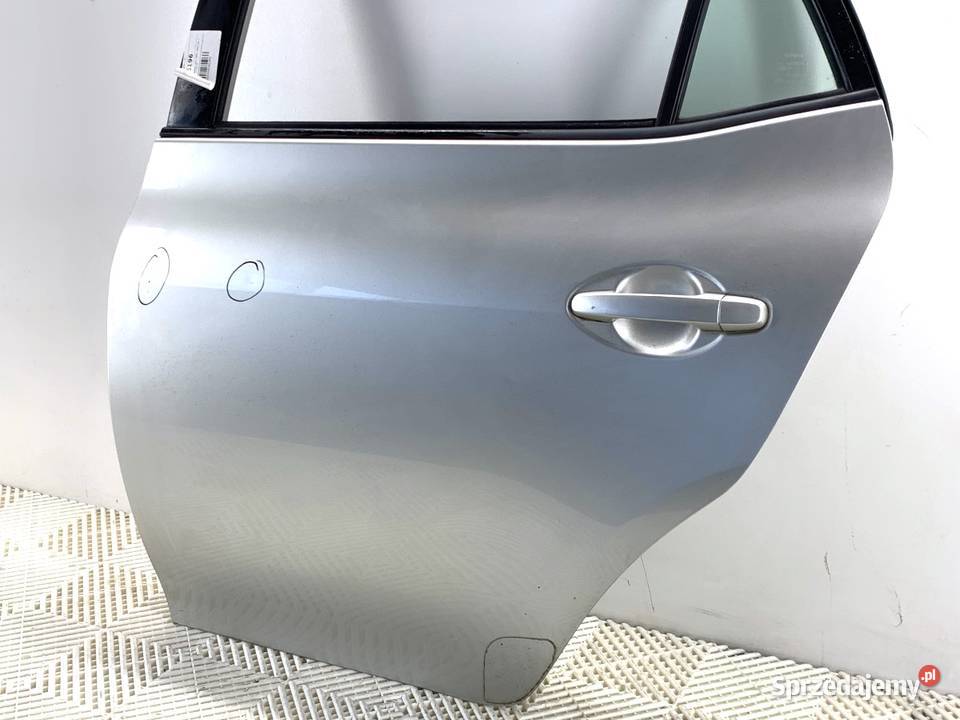 DRZWI LEWY TYŁ TOYOTA AURIS I Hatchback 0612 Karoseria