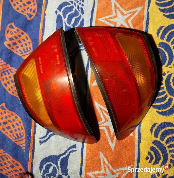 Lampy tylne Mazda 323F BA Sedan Lampy tylne małopolskie Kraków