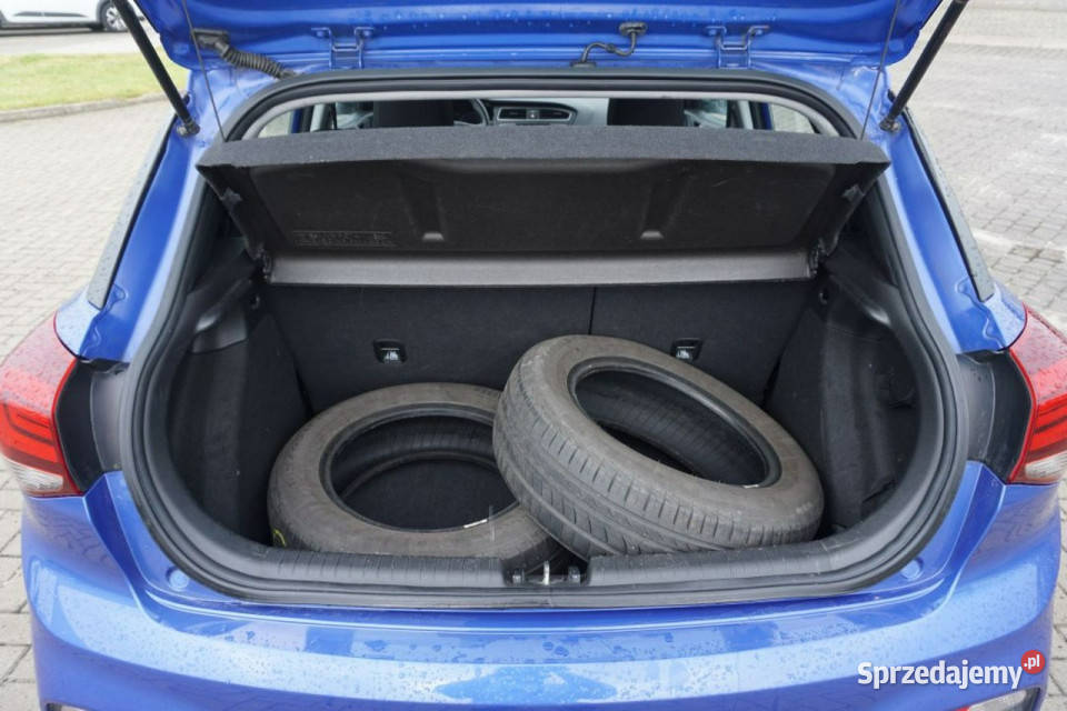 Hyundai i20 12 85 5D salon II 20142020 niebieski Lublin sprzedam