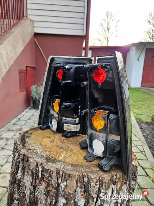Ciemne lampy SWF do Kadett E SedanCabrio Warszawa