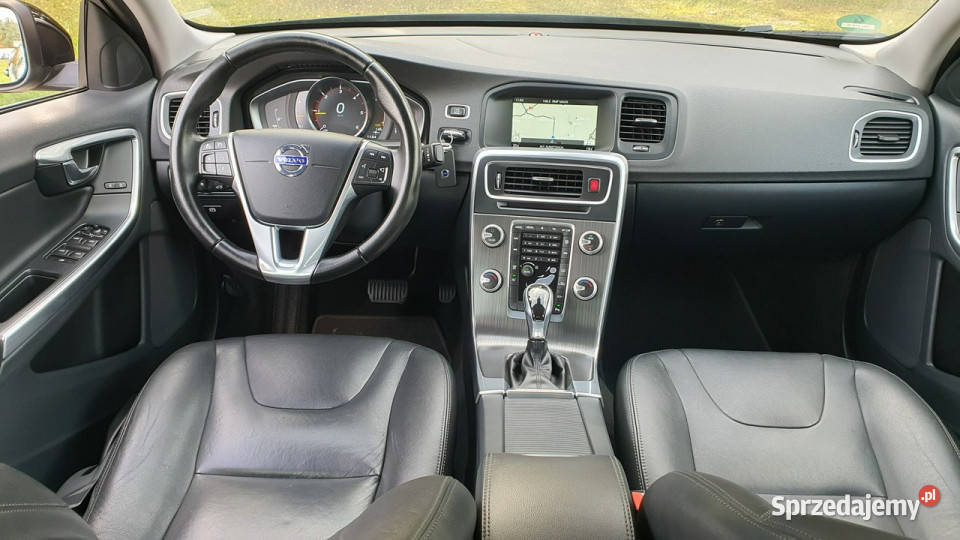 Volvo S60 20 D3 150 Momentum NAVI Automat Skóra światła LED Chmielnik